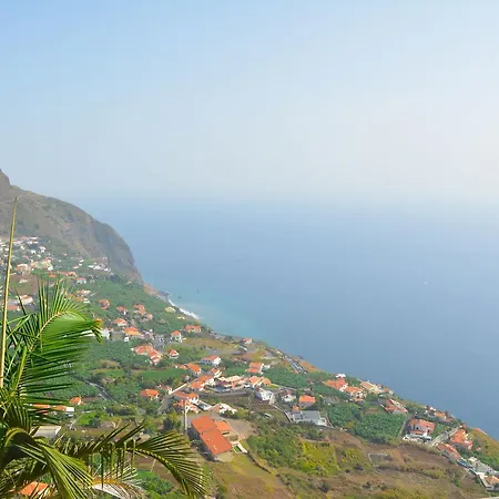 Nyaraló Casa Horizonte Arco da Calheta