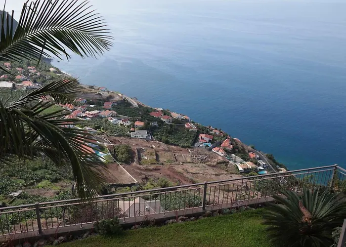 Feriehus Casa Horizonte Arco da Calheta (Madeira)